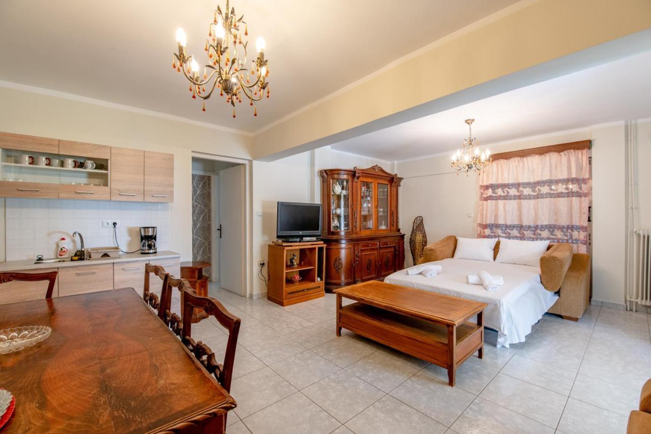 Evie'S Cozy Apartment Atenas Exterior foto