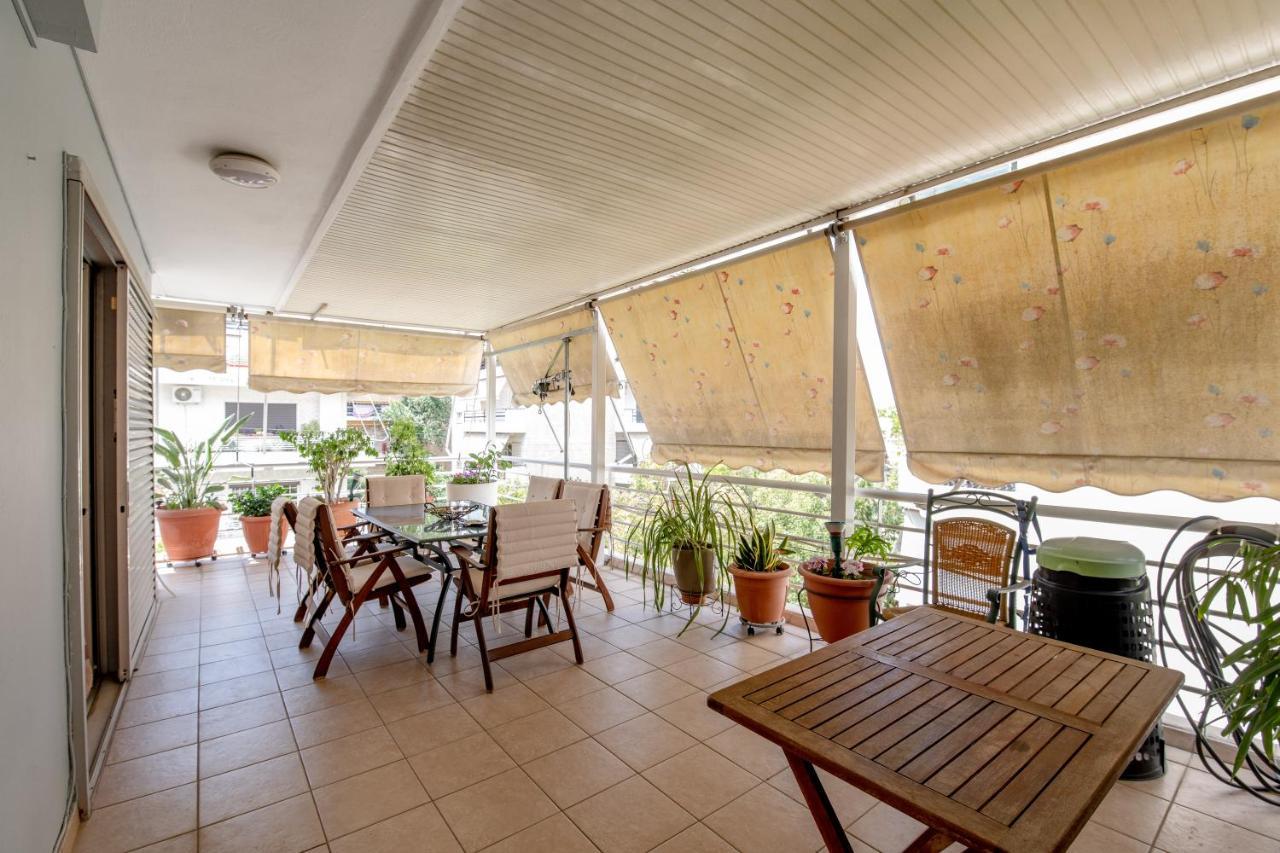 Evie'S Cozy Apartment Atenas Exterior foto
