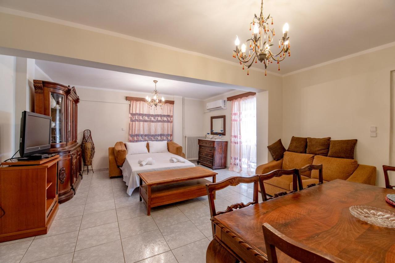 Evie'S Cozy Apartment Atenas Exterior foto