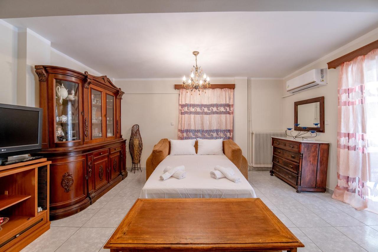 Evie'S Cozy Apartment Atenas Exterior foto